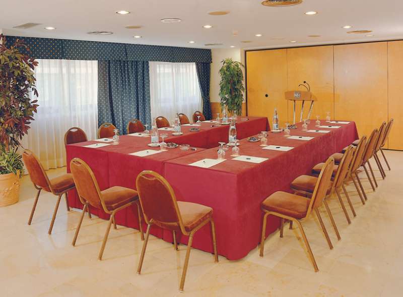 Hotel Nh Ciudad De 3*