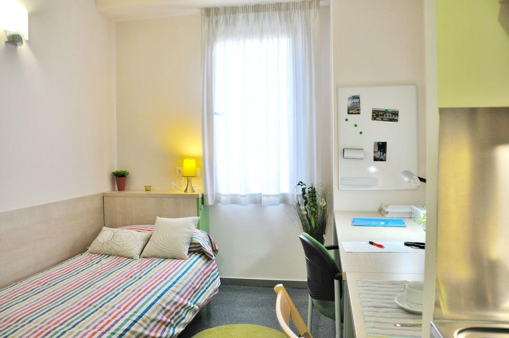 Residencia Universitaria Resa Damia Bonet Apartamento *