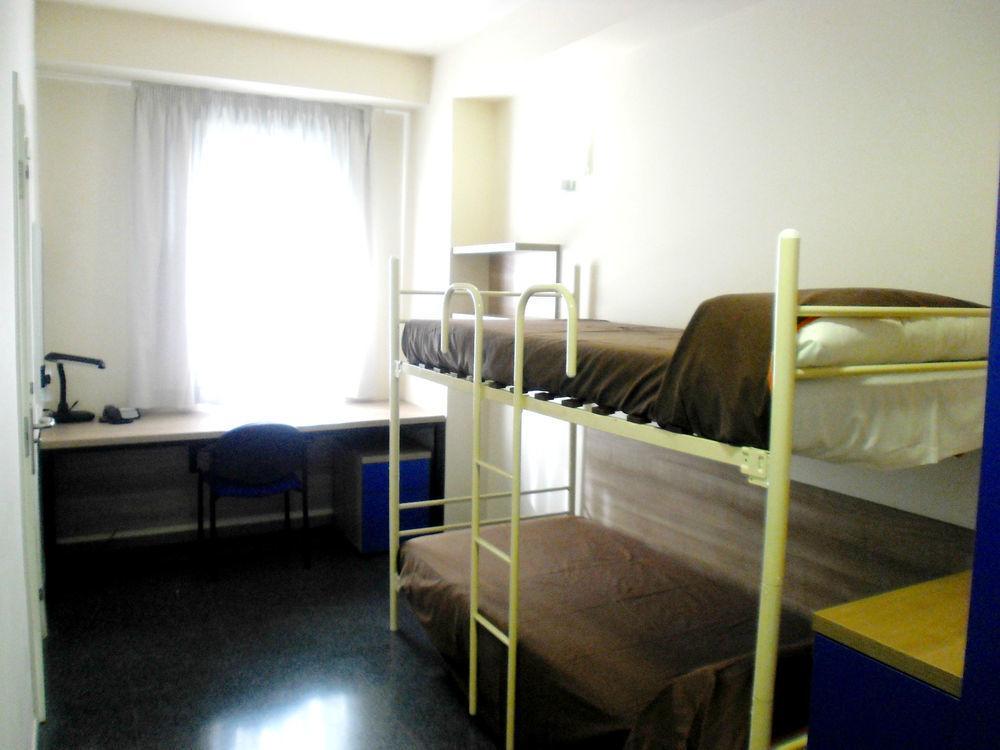 Residencia Universitaria Resa Damia Bonet Appartement Valencia