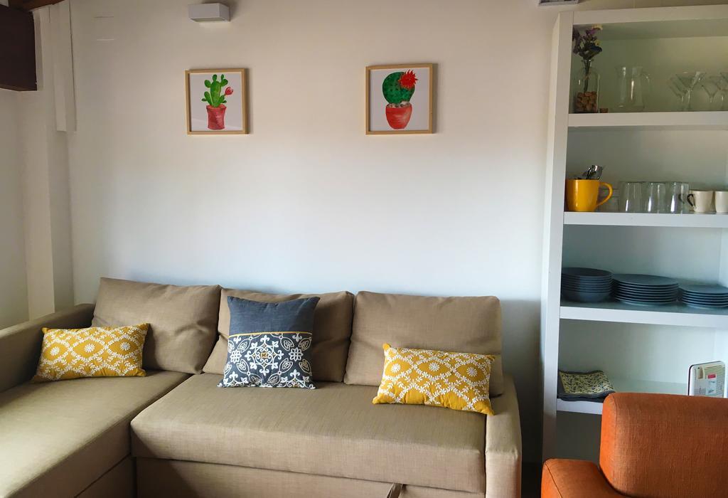 Valentina Valldigna Apartment