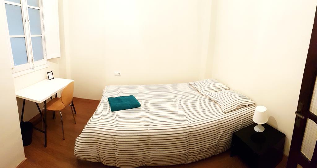 Erasmus Find A Flat *