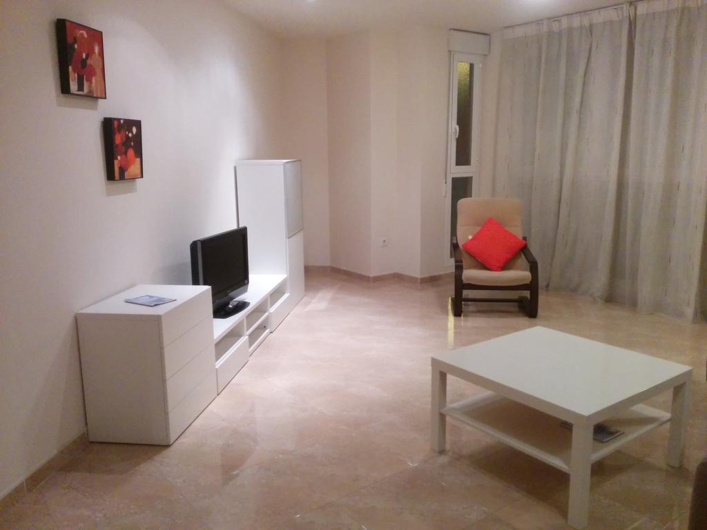 Realrent Jardines De Viveros Apartment Valencia