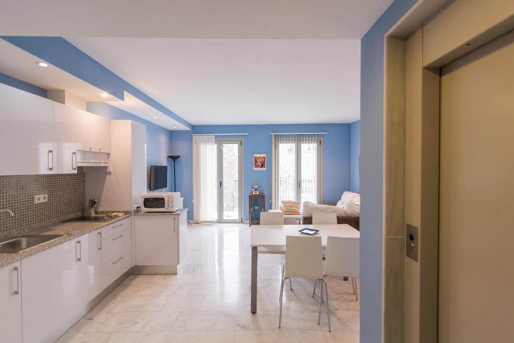 Mr Flats Apartment
