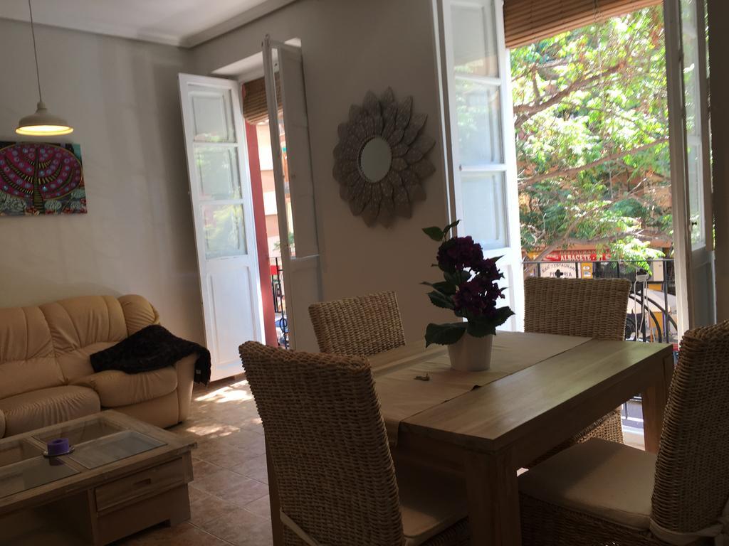 Travel Habitat Plaza De Espana Apartment Valencia