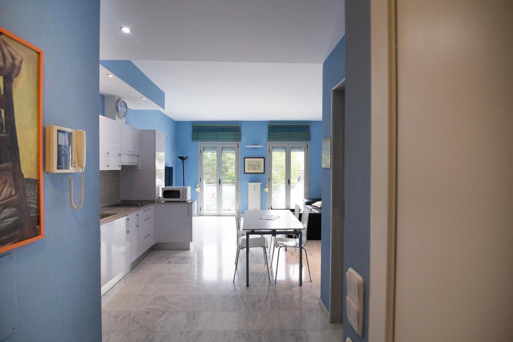 Mr Flats Apartment *