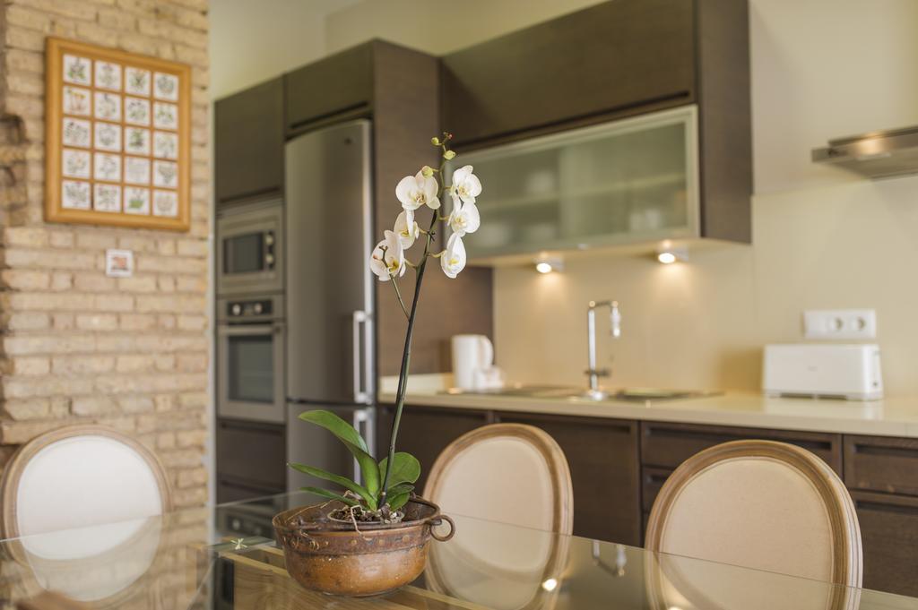 Apartment Sueca With Terrace Ruzafa Mid-term Valencia