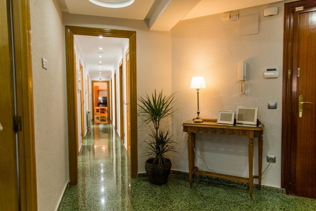 Barbera Center Mid-term Valencia