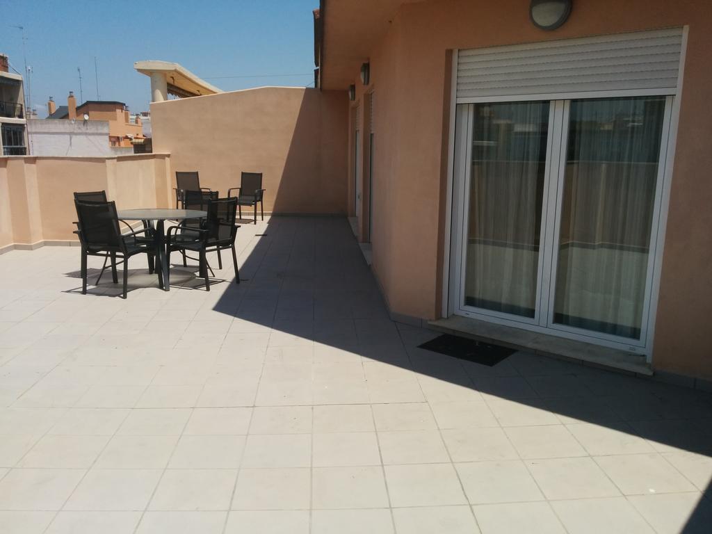 Realrent Jardines De Viveros Apartment