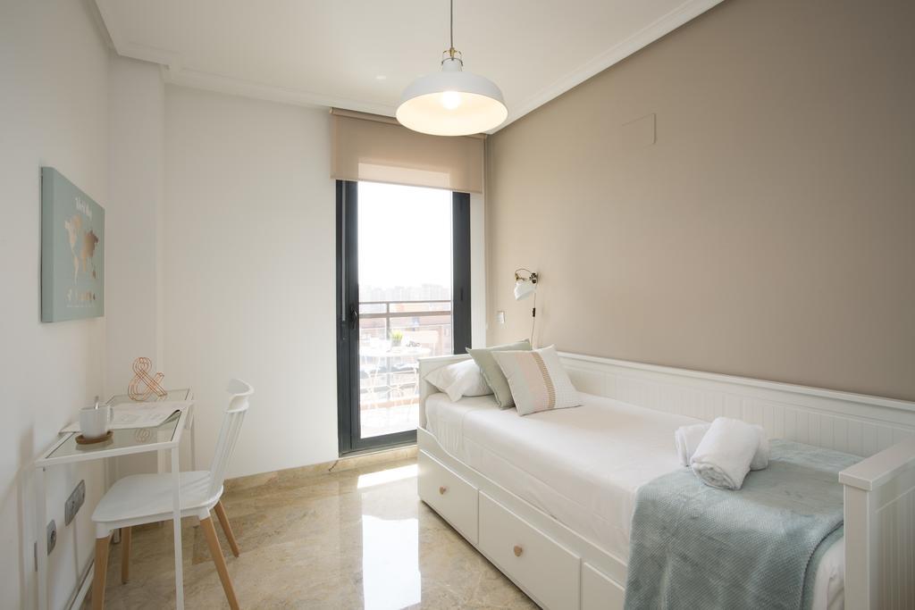 Singularstays Opera Apartment