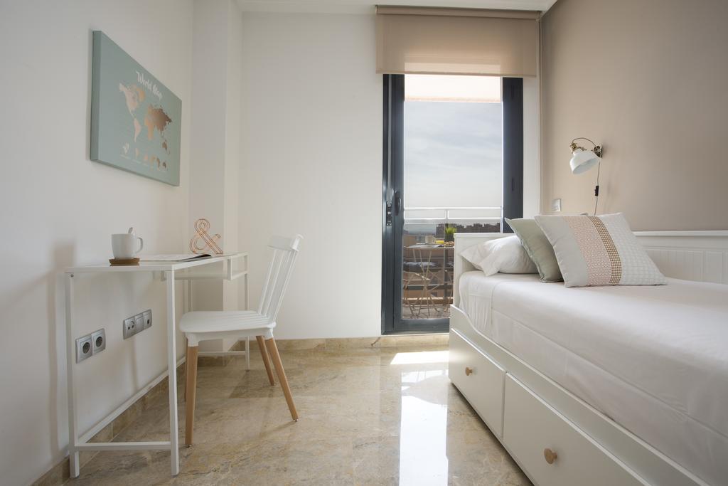 Apartment Singularstays Opera Valencia