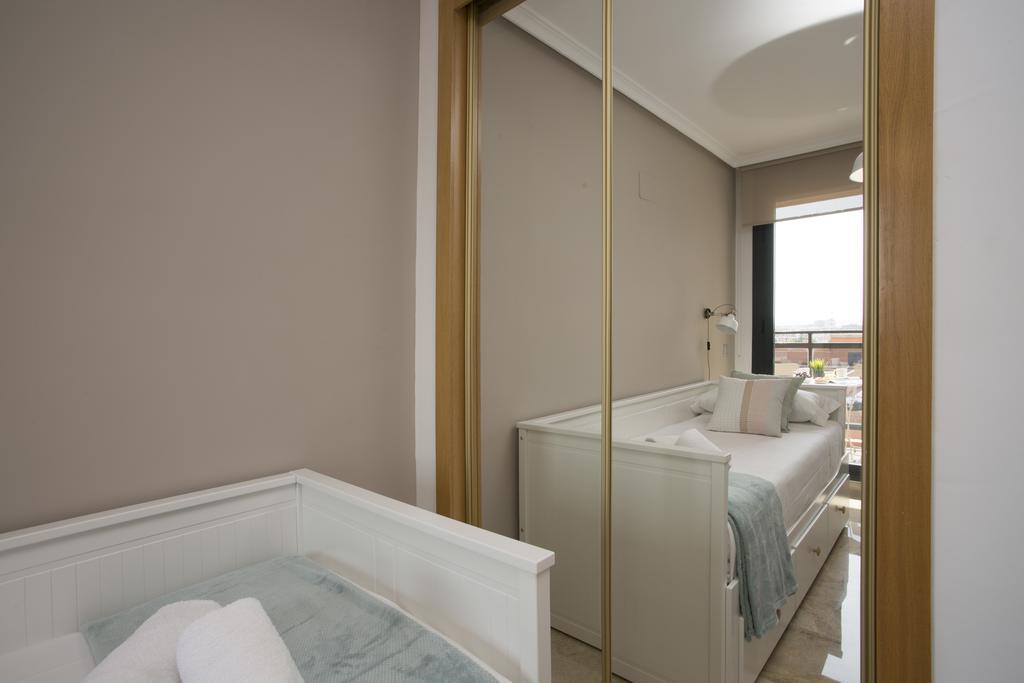 Singularstays Opera Apartment