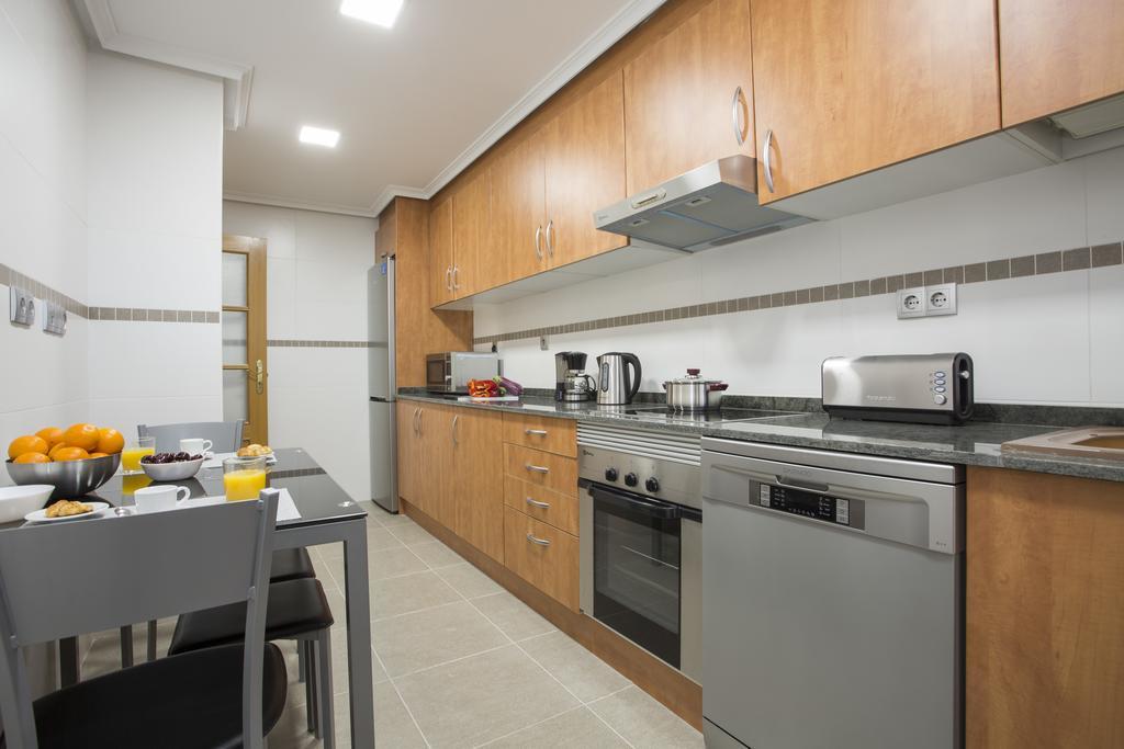 Apartment Singularstays Opera Valencia