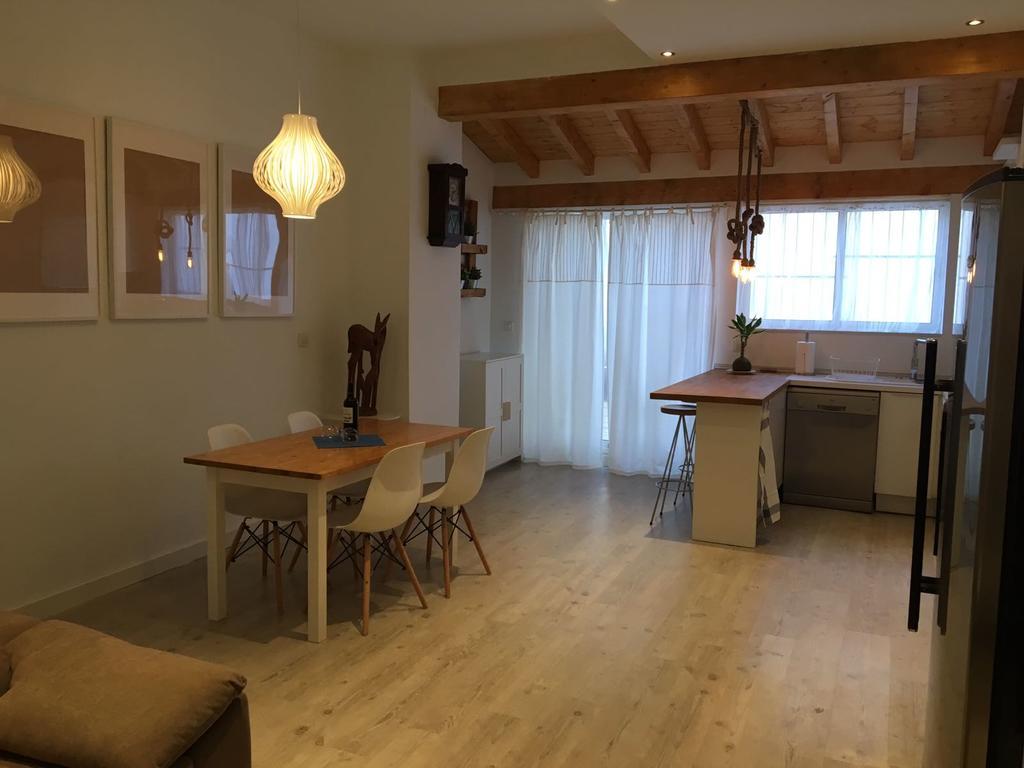 Domus Loft Zona Pechina Apartamento *