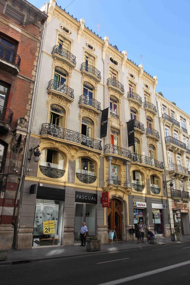 Red Nest Valencia