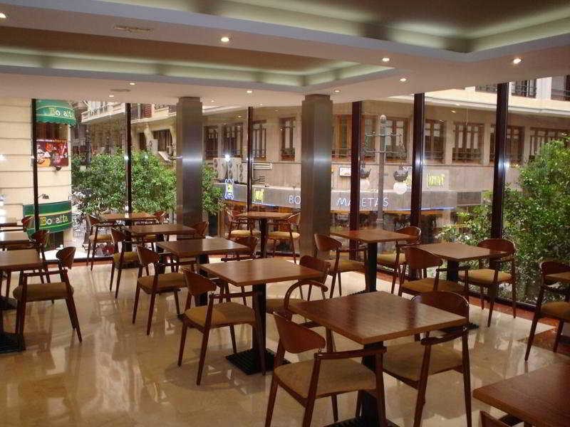 Rh Sorolla Centro Hotel 3*