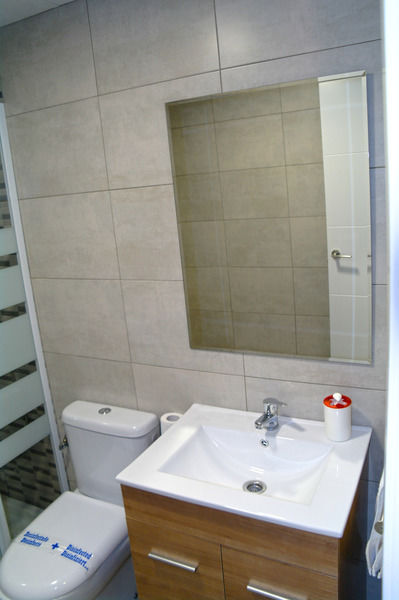Apartment Down Town 13 *