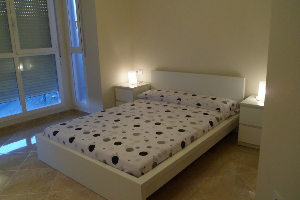 Realrent Jardines De Viveros Apartment