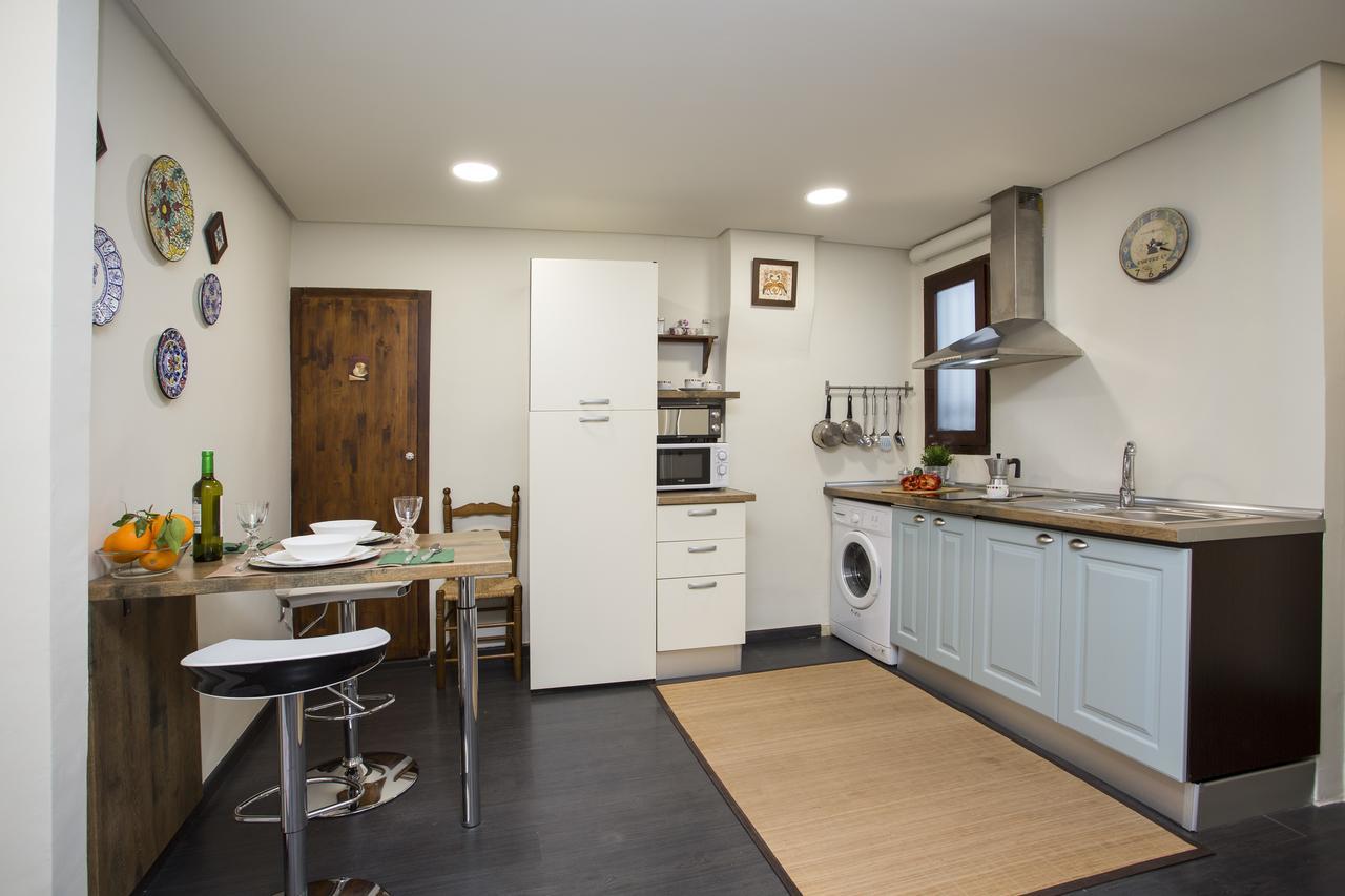 Singularstays Lope De Vega Apartment
