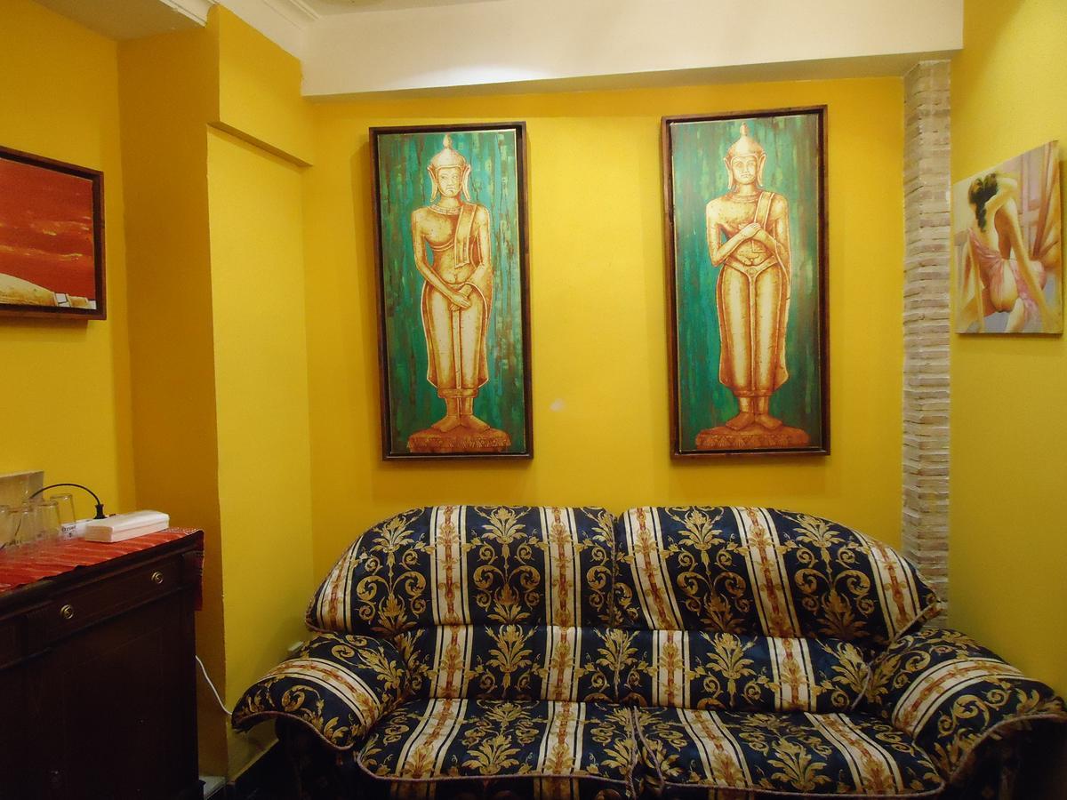 Centro Calle Cerrajeros Bed & Breakfast *