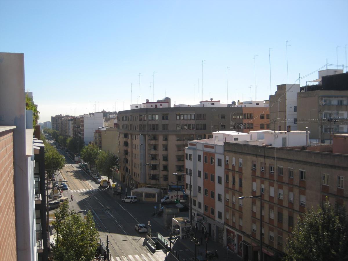 Realrent Jardines De Viveros Apartment Valencia