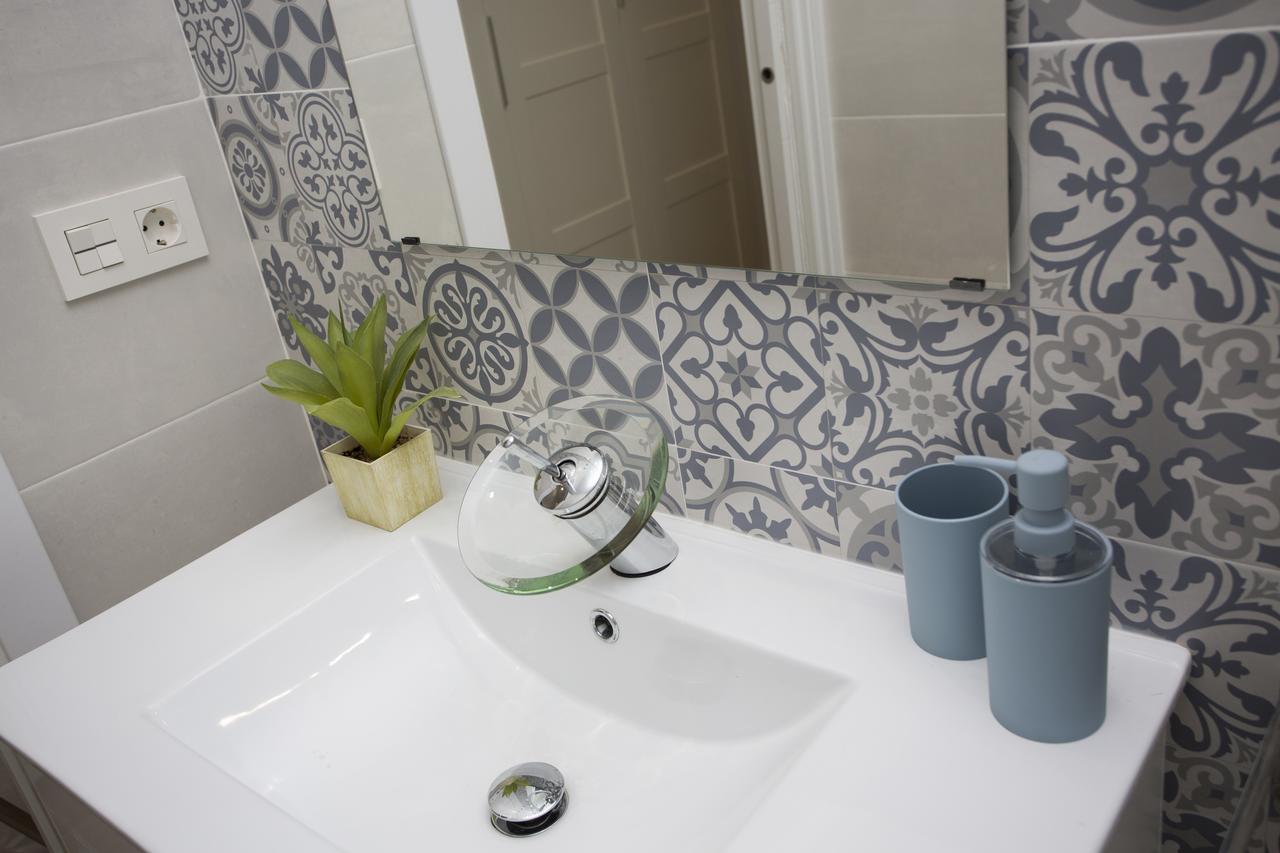 Apartment Singularstays Sorolla *