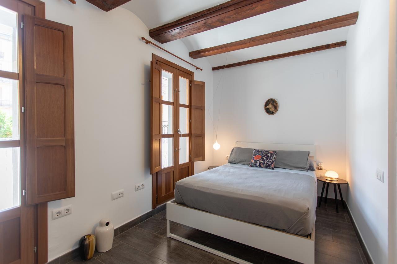 Bubuflats / Mercat Apartment *