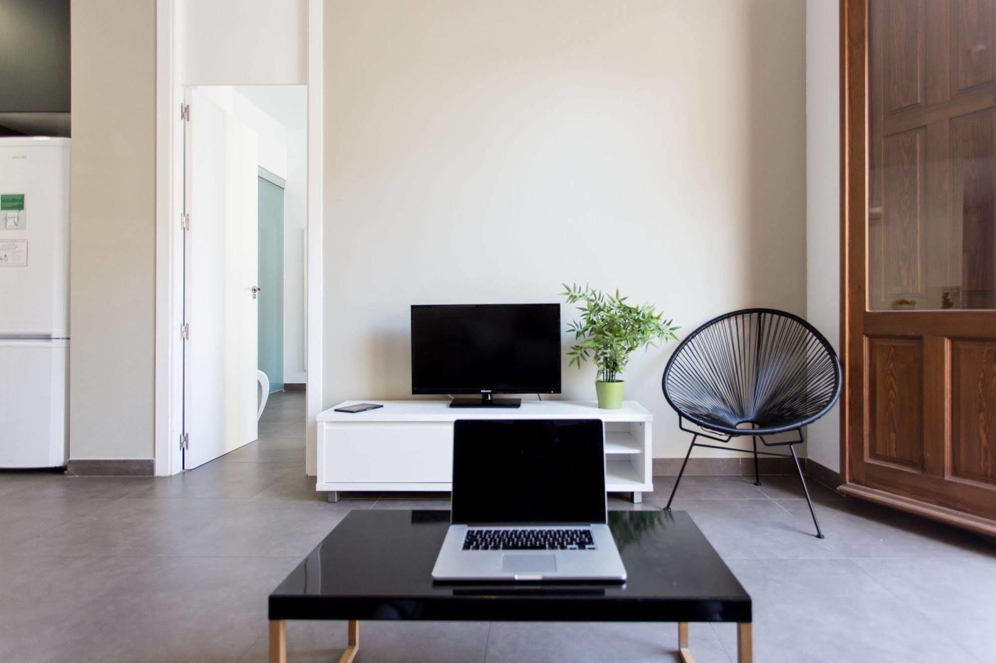 Apartment Centre Torres De Quart