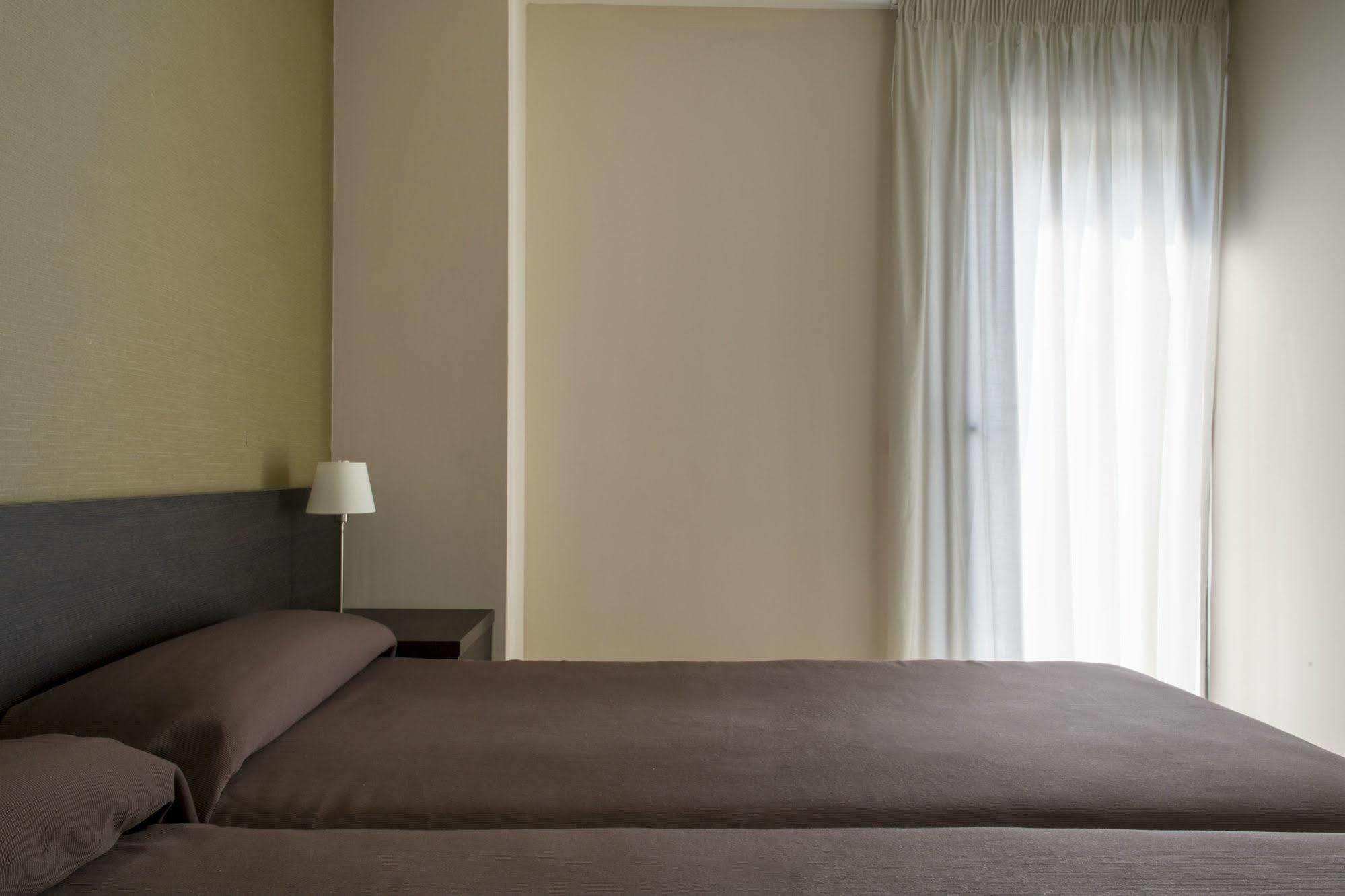 Residencia Universitaria Resa Damia Bonet Appartement Valencia
