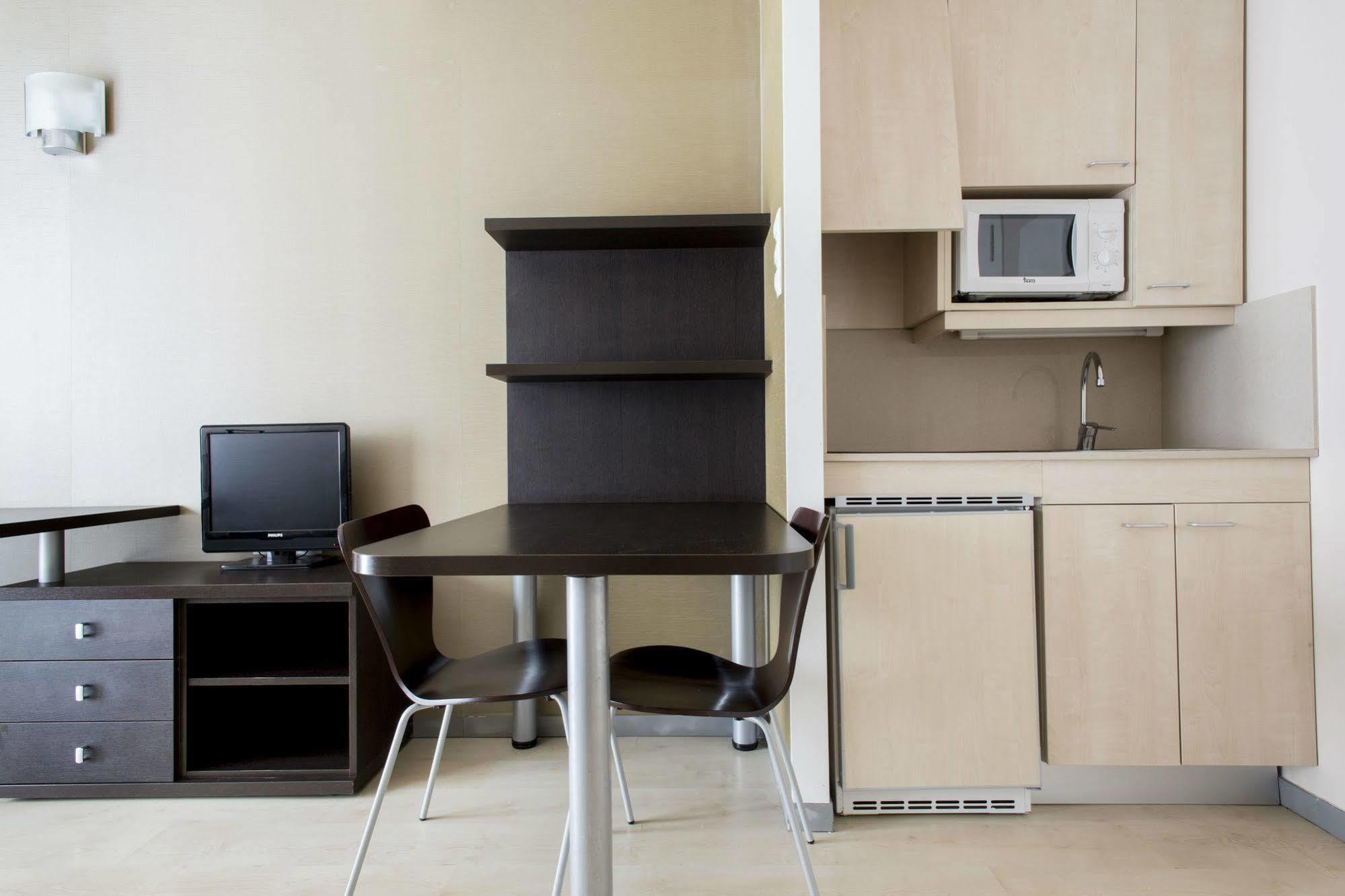 Residencia Universitaria Resa Damia Bonet Appartement *