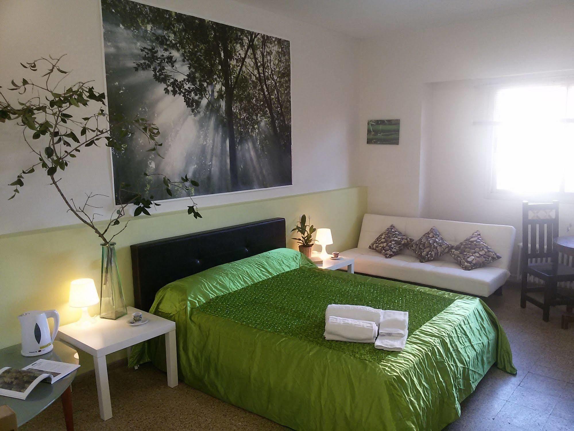 Suits You: Adults-only Centro Historico With Auto Check-in Hotel Valência