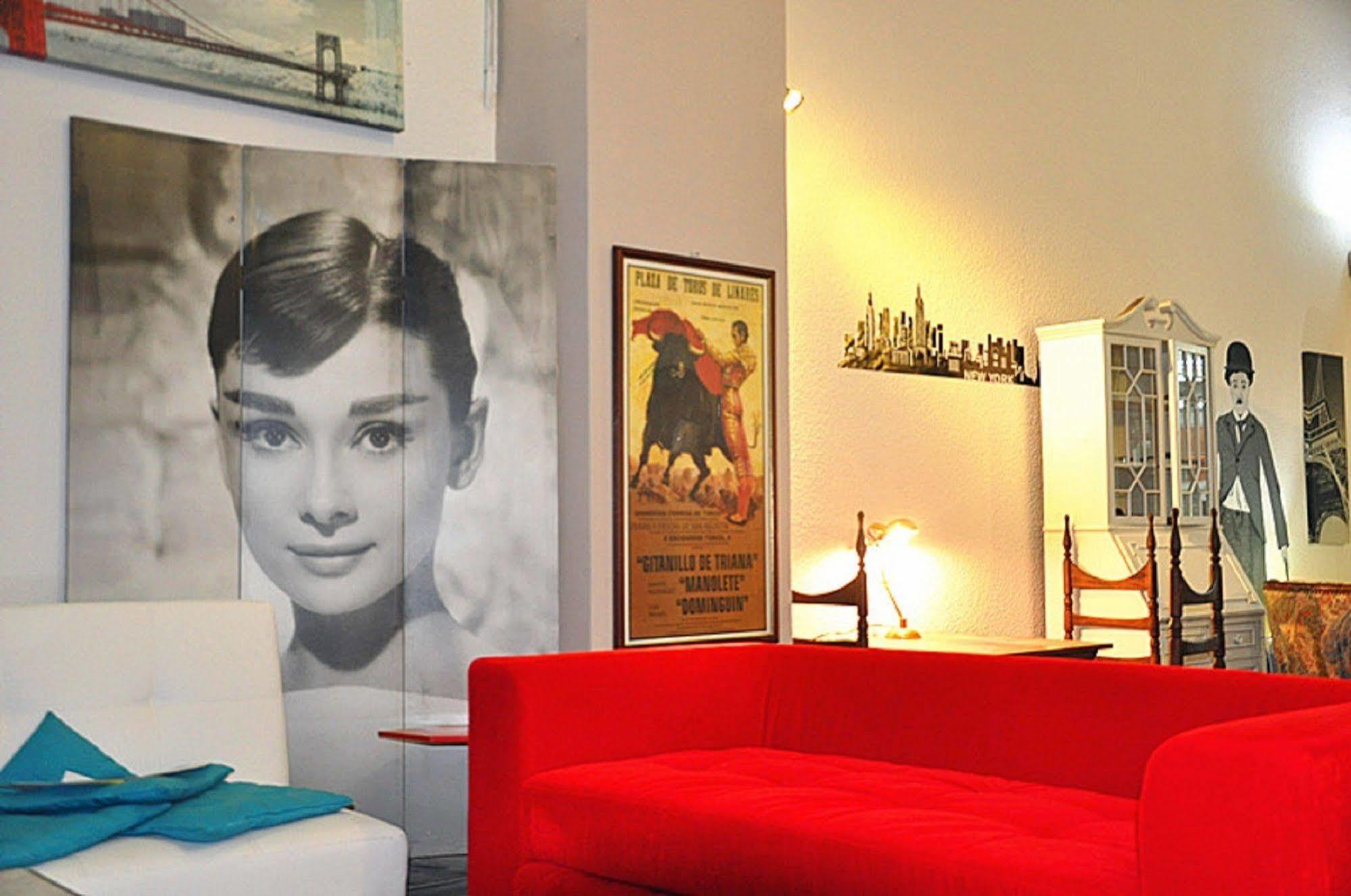 Suits You: Adults-only Centro Historico With Auto Check-in Valência