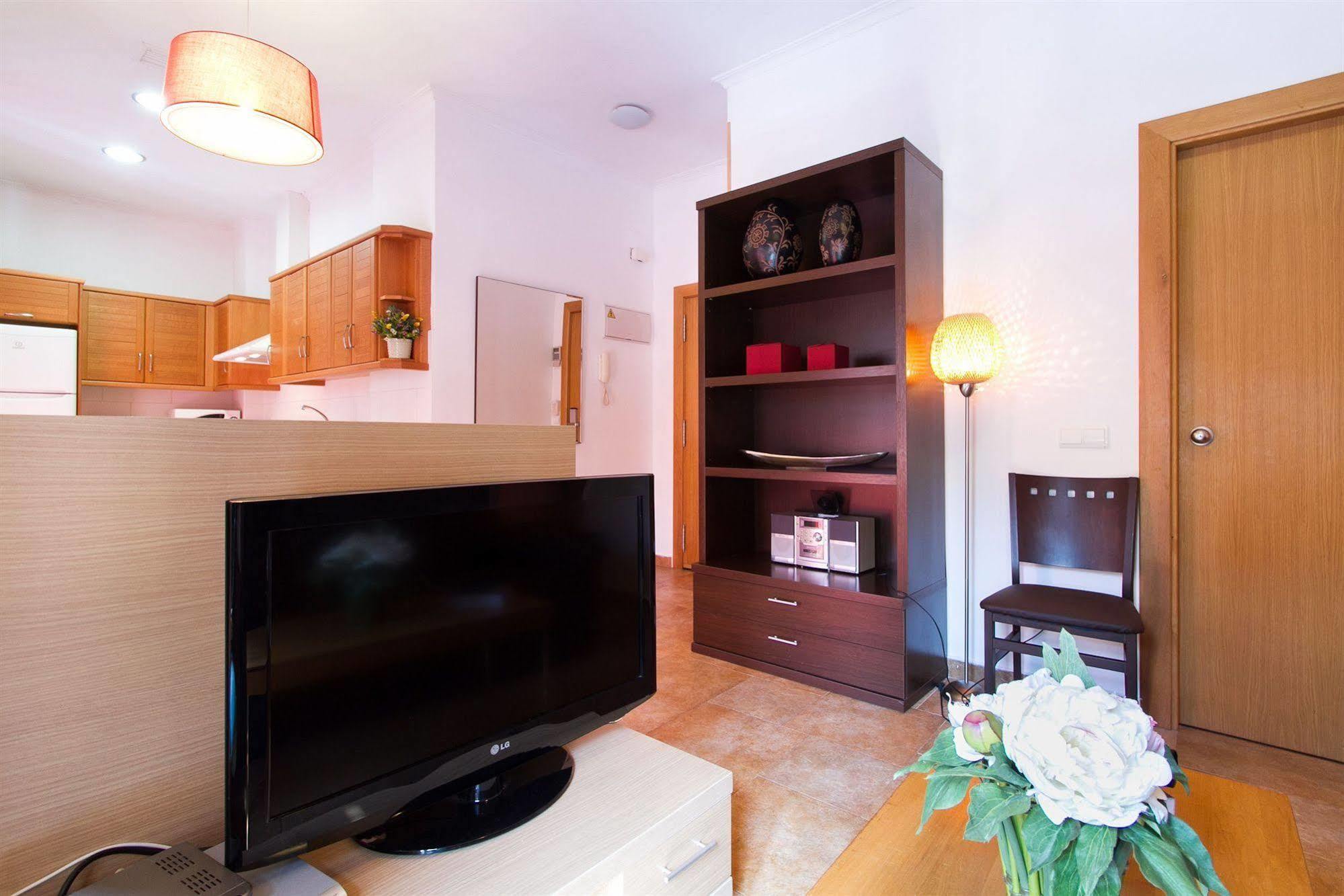 Apartment Living - Merced