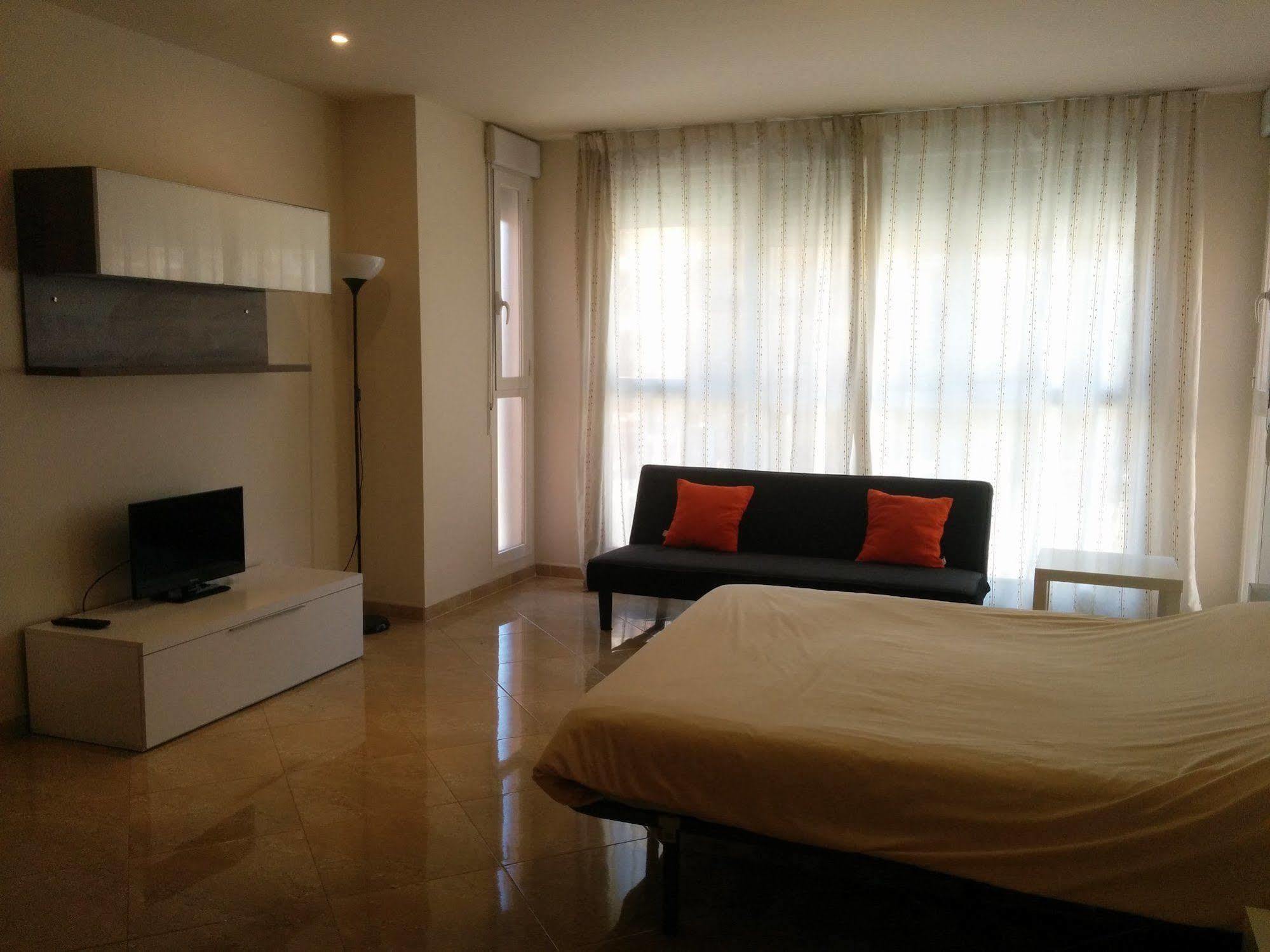 Realrent Jardines De Viveros * Valencia