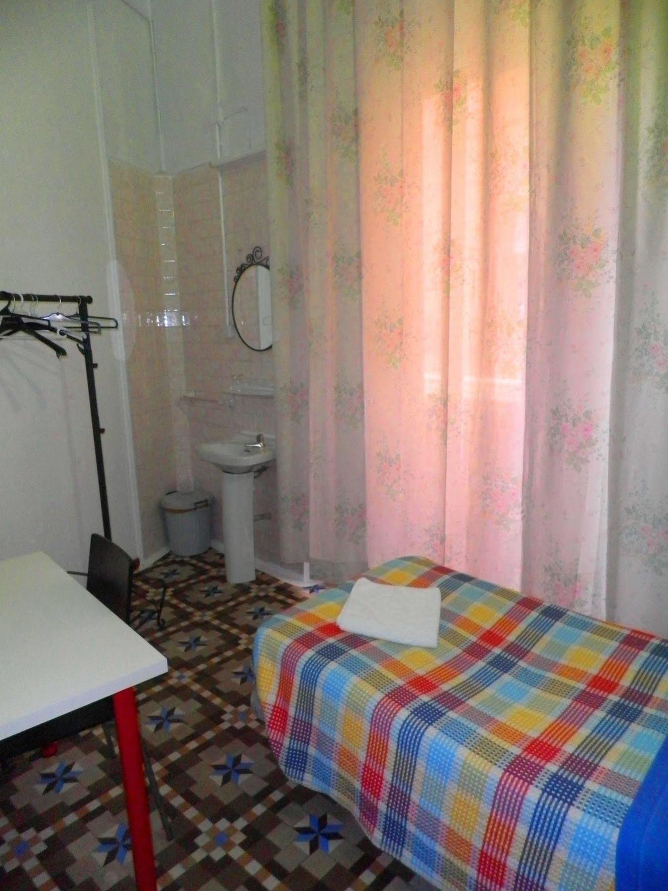 Guest house Universal 2*