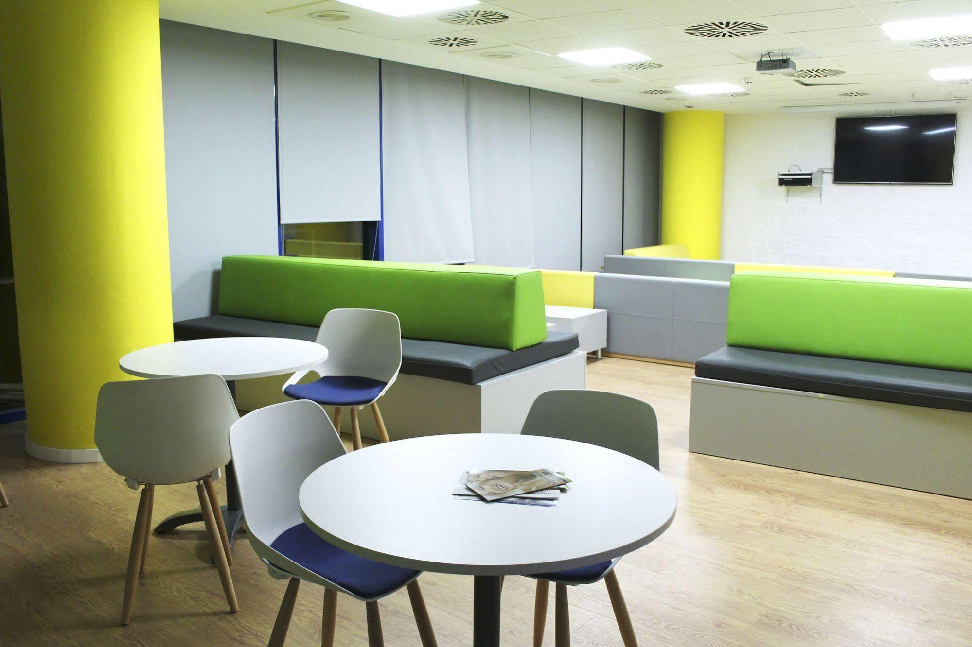 Juvenil Colegio Mayor Galileo Galilei Apartment