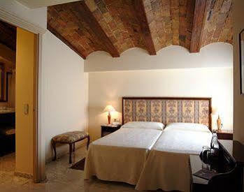Hotel Ad Hoc Monumental 1881 3*