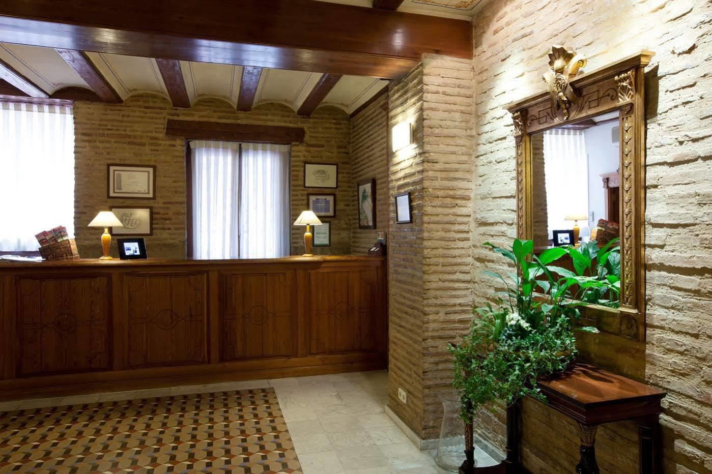Ad Hoc Monumental 1881 Hotel Valencia