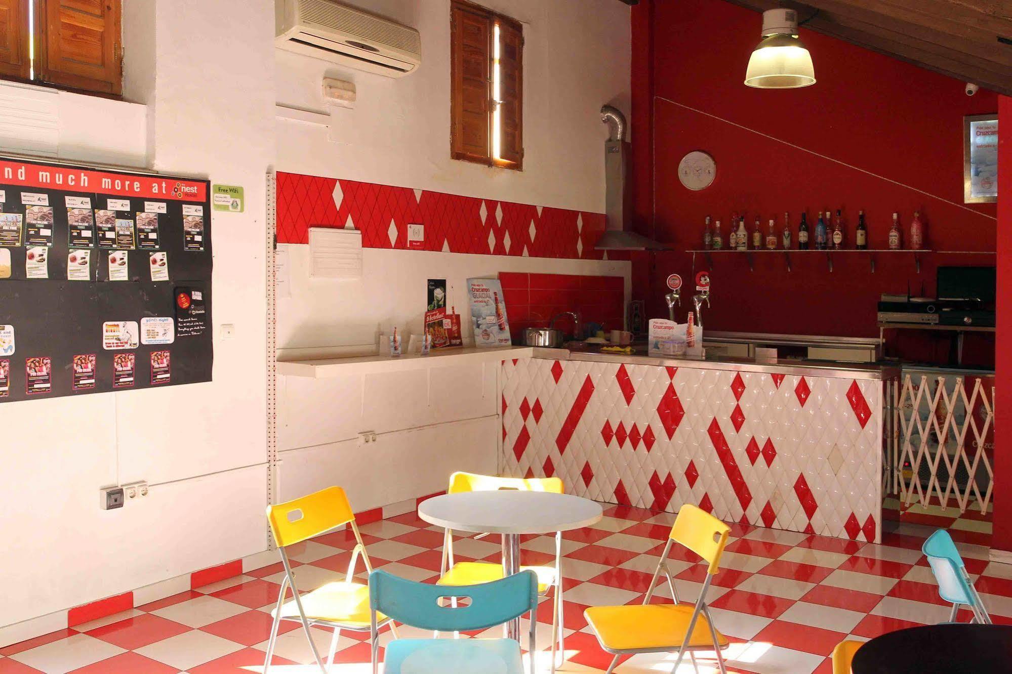 Hostel Red Nest Valencia