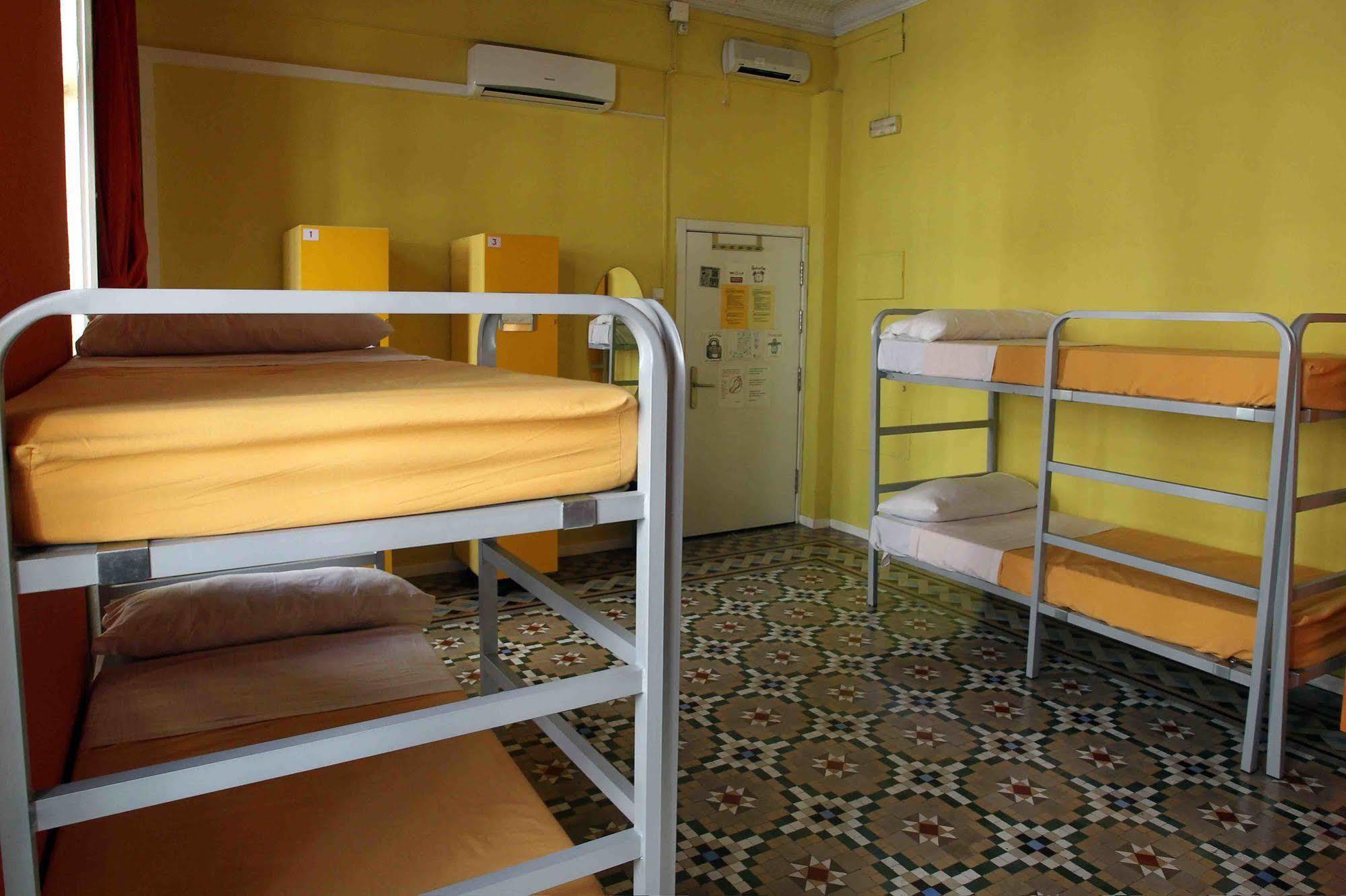Hostel Red Nest Valencia