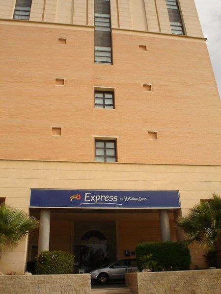 Express Ciudad De Ciencias By Ihg Hotel