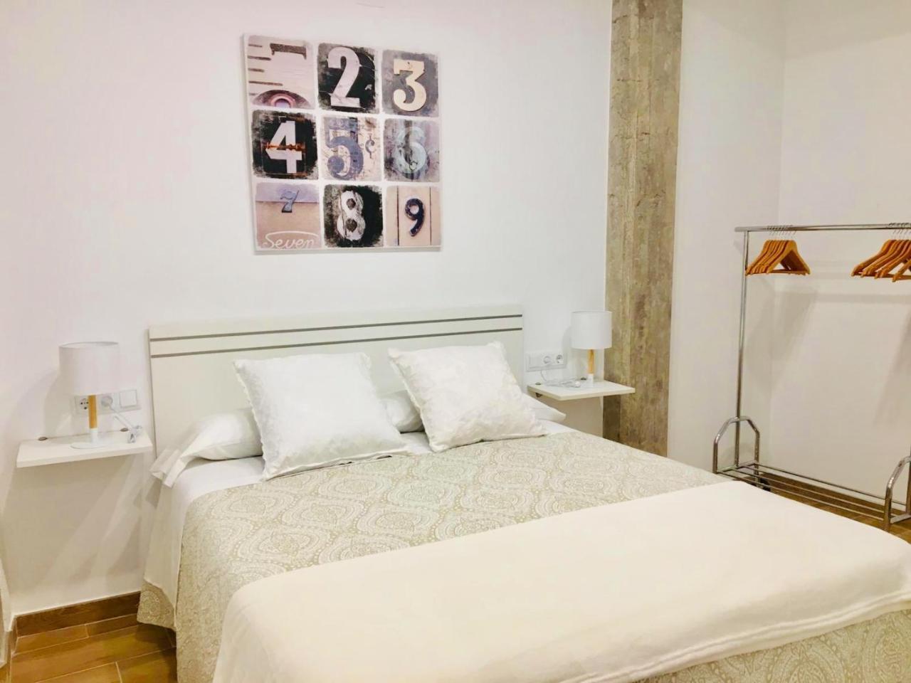 Apartment Plaza Cisneros Valencia