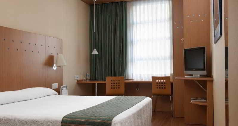 Hotel Nh Ciencias 3*