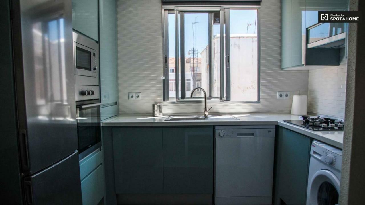 Malvarosa Apartment *