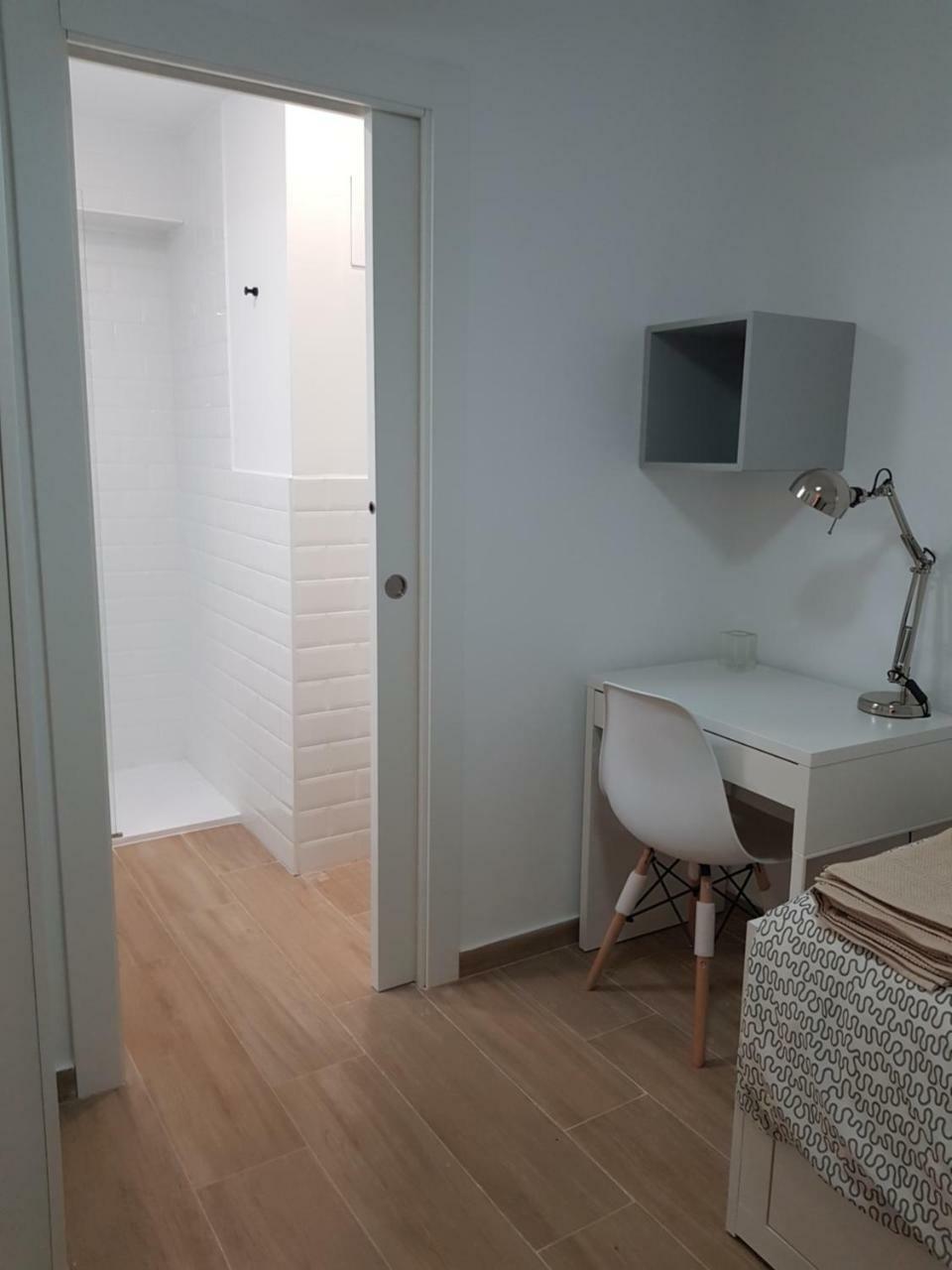 Peris Brell Apartment Valencia