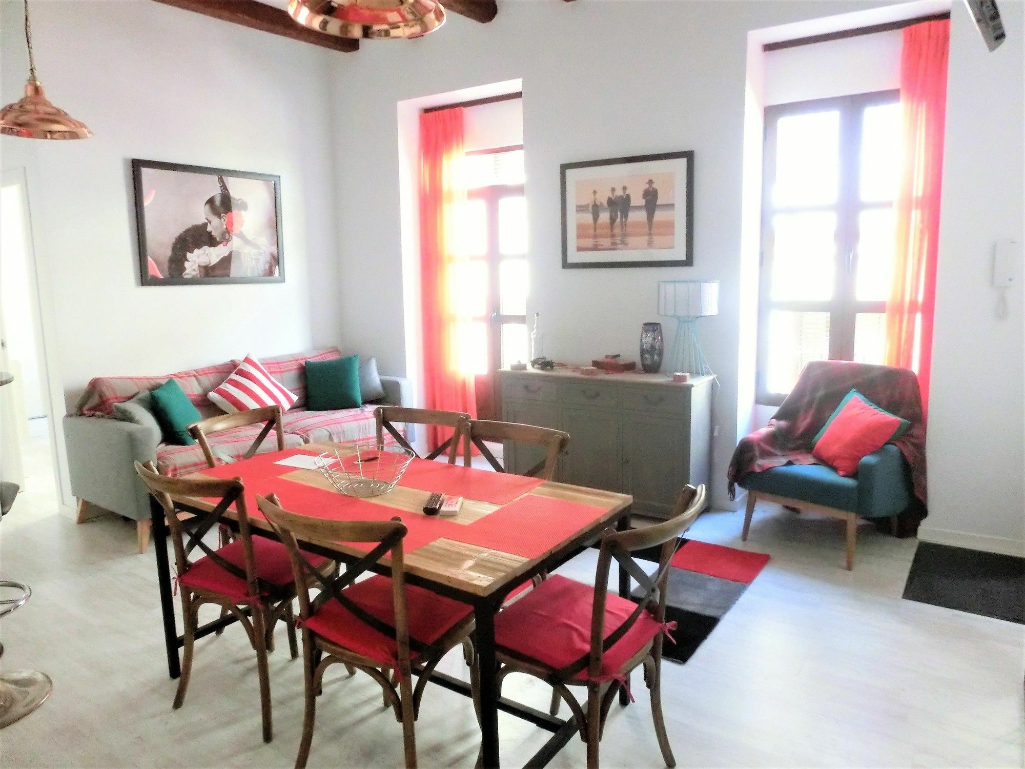 Total Lonja Apartamento Valencia