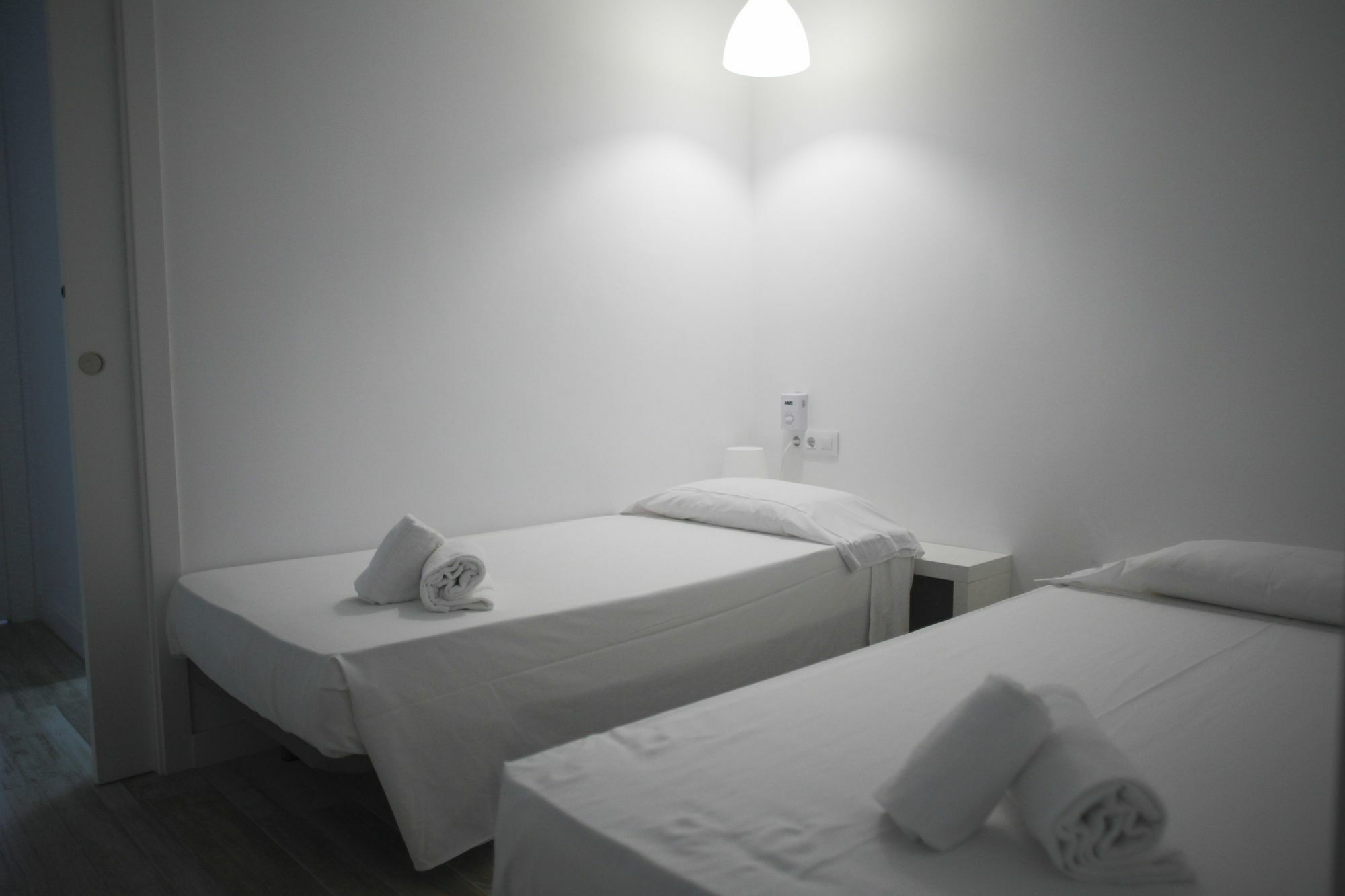 Nwt Station Apartment *