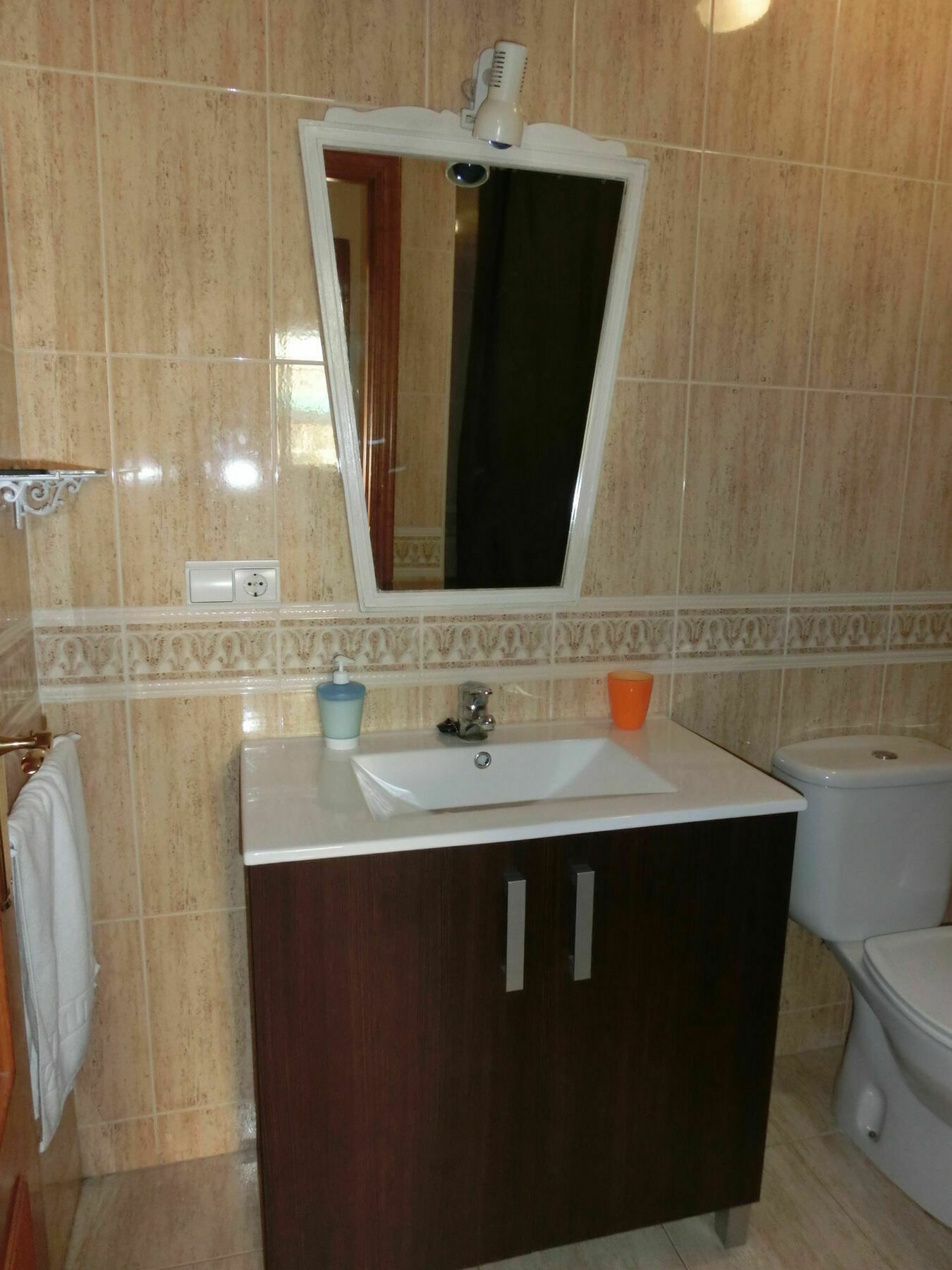 Total Market Apartment *