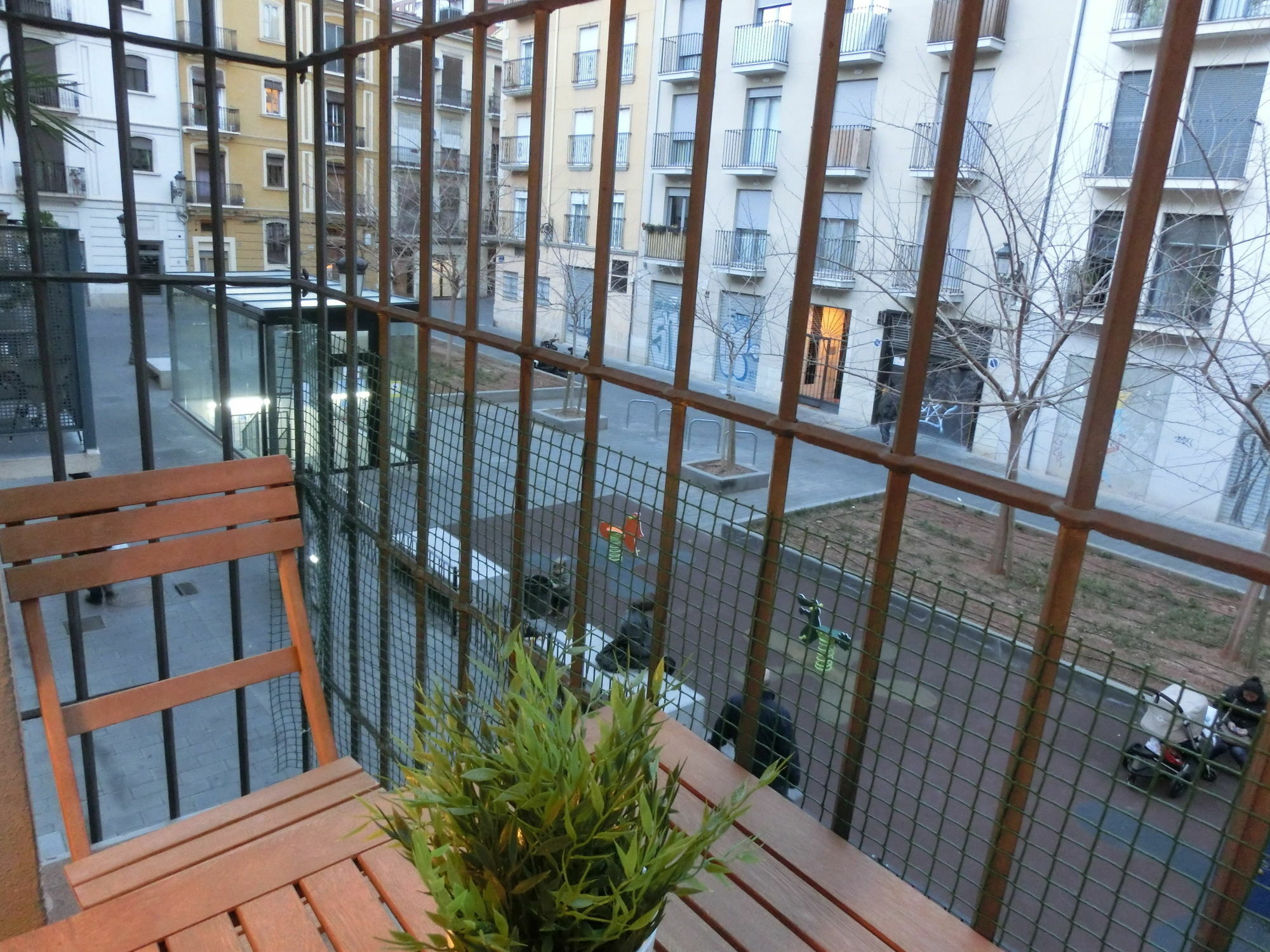 Apartment Total Market
