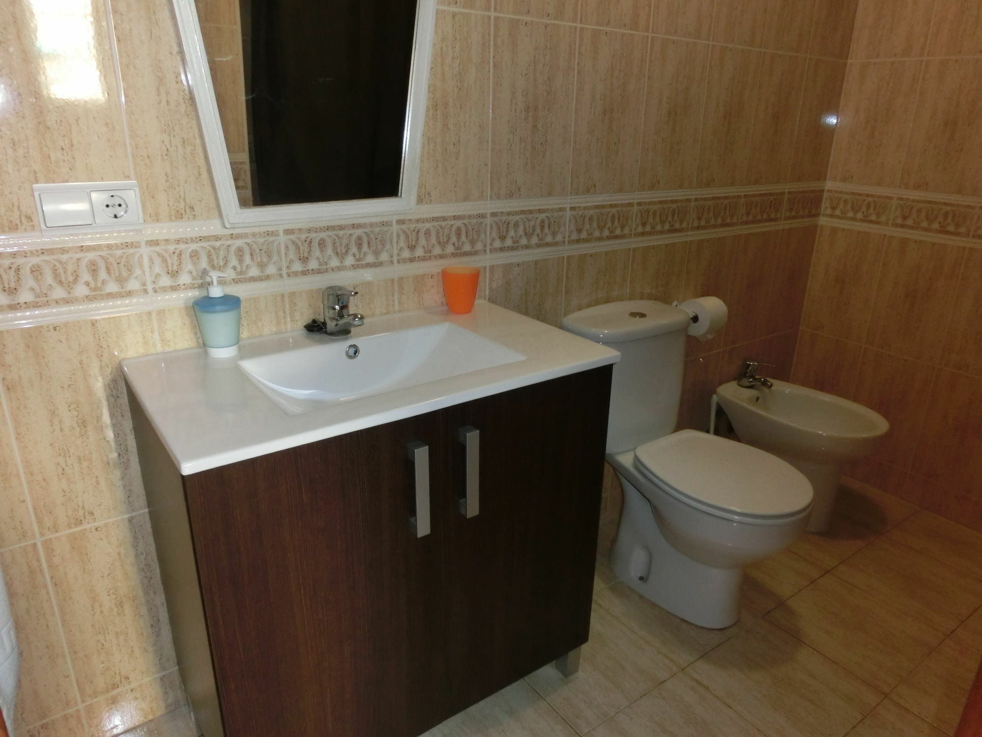 Total Market Apartment *