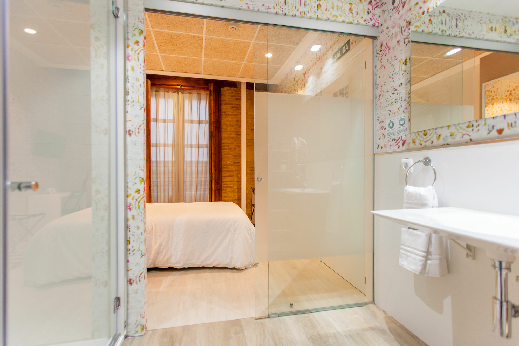 Host & Guest house Valencia